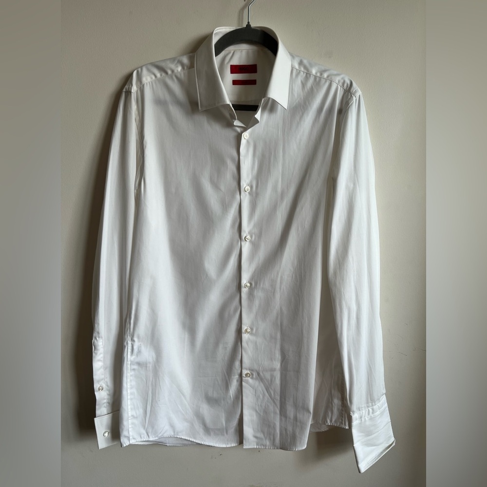 Hugo Boss Classic White Men's button up Shirt - 15.7 US